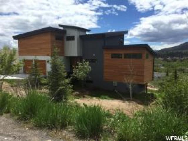 5490 Cross Country Way