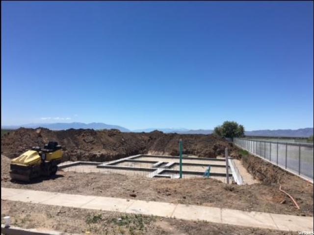 For Sale: 118 S 2300 W Kaysville, UT 84037