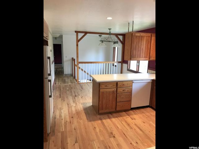 1035 E Fairway View Dr S