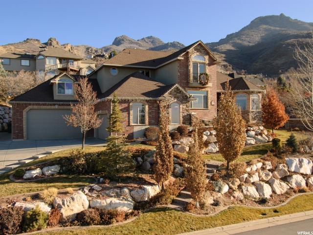 1644 Old Lake Ln