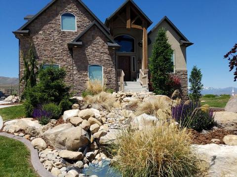 192 W Hillside Dr