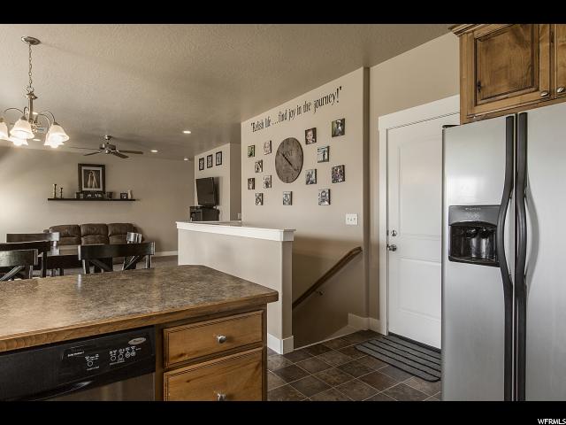 2037 S Bridle Cir Saratoga Springs, UT 84045