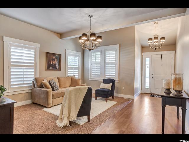 6898 S Suzanne Dr