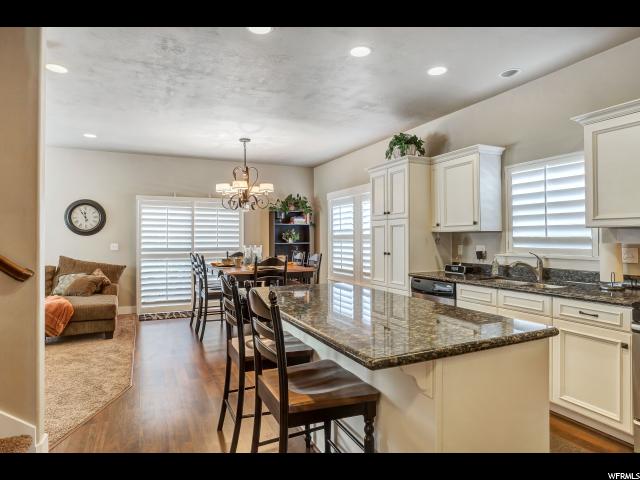 6898 S Suzanne Dr