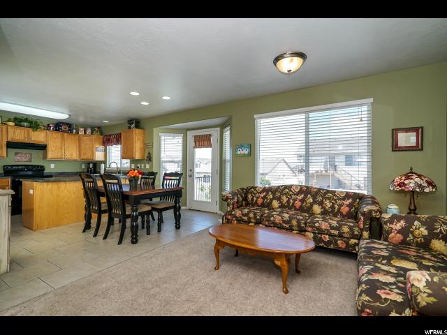 992 W Stonehenge Dr North Salt Lake, UT 84054
