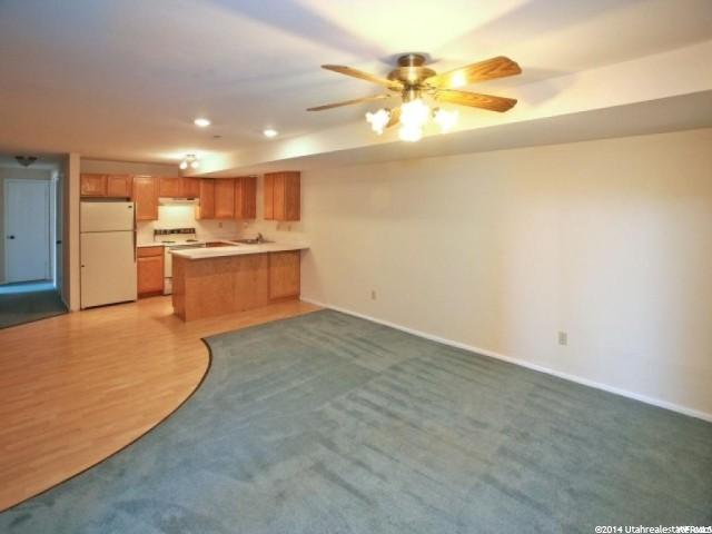 731 N Main St