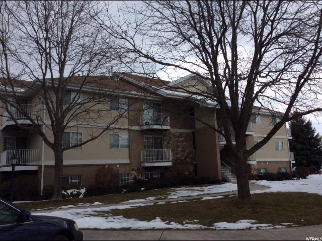 731 N Main St