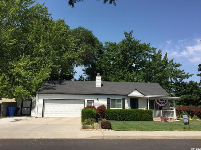 904 N 425 W