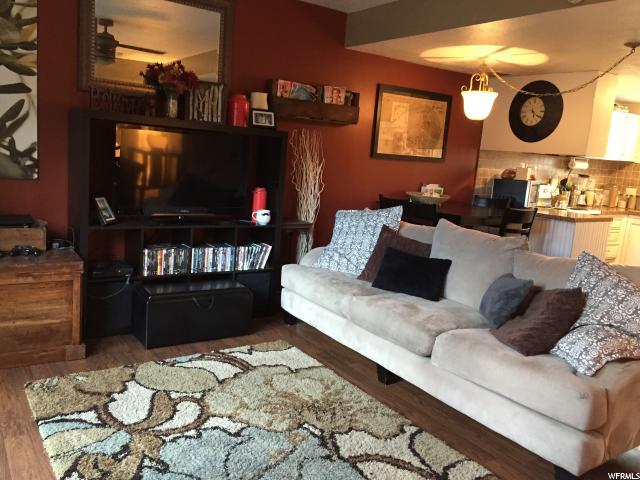882 N 350 E Orem, UT 84057