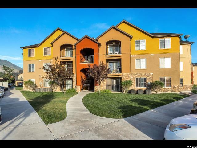 6 S Clayton Ct