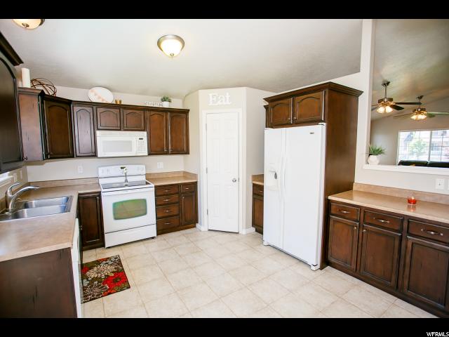 524 E Apple Blossom Ln Pleasant Grove, UT 84062