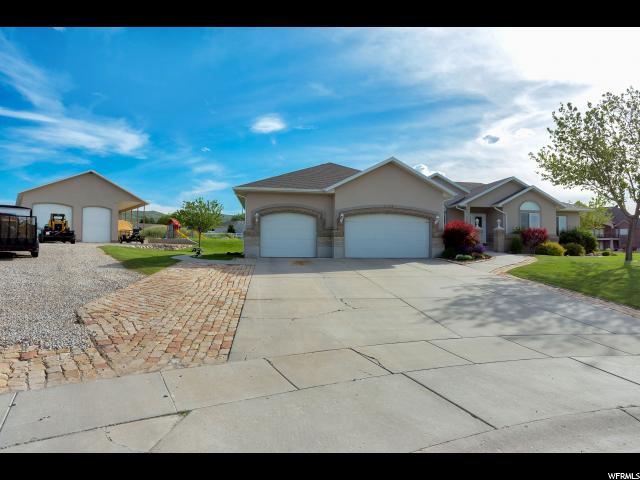 For Sale: 2113 W Mountainside Cir S Riverton, UT 84065