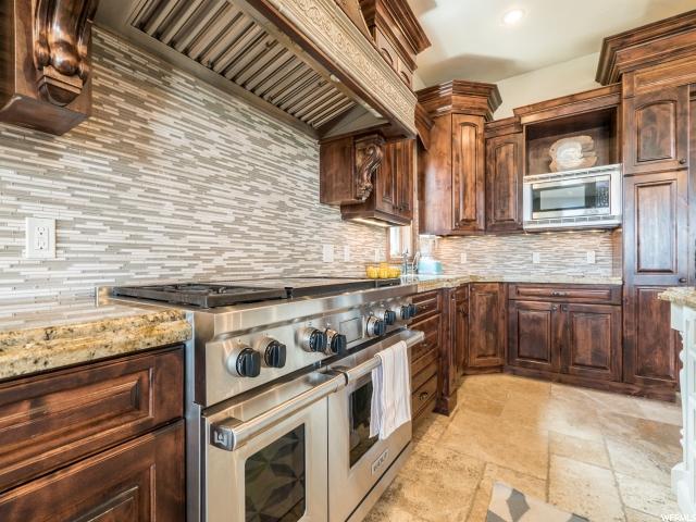 For Sale: 13021 S Riverbend View Cv W Riverton, UT 84065