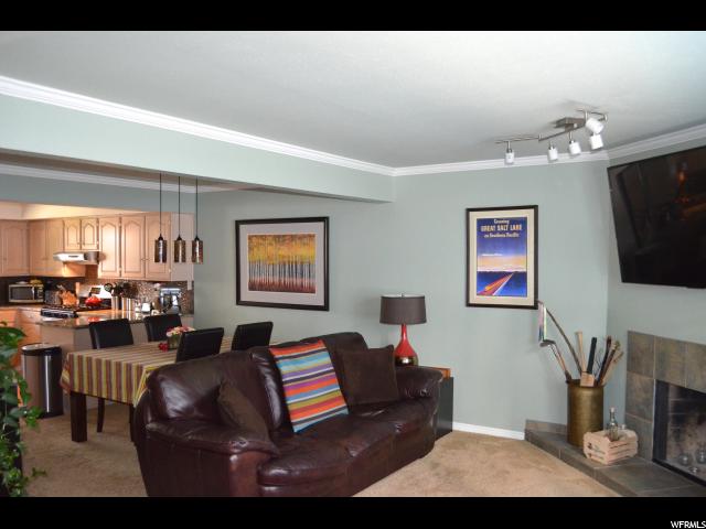 645 E Williamsburg Park Cir S Sandy, UT 84070