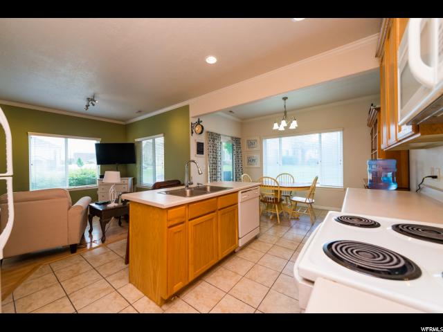 7366 S Brittany Town Dr W West Jordan, UT 84084