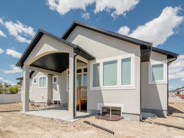 1237 W Meadow Ridge Ln