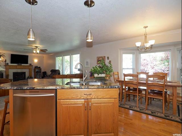 For Sale: 11727 Autumn Ridge Dr Sandy, UT 84092
