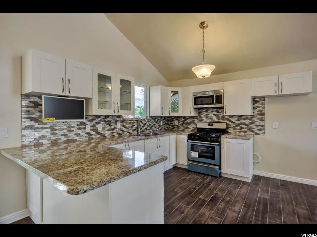 1573 E Crest Cir S Sandy, UT 84093