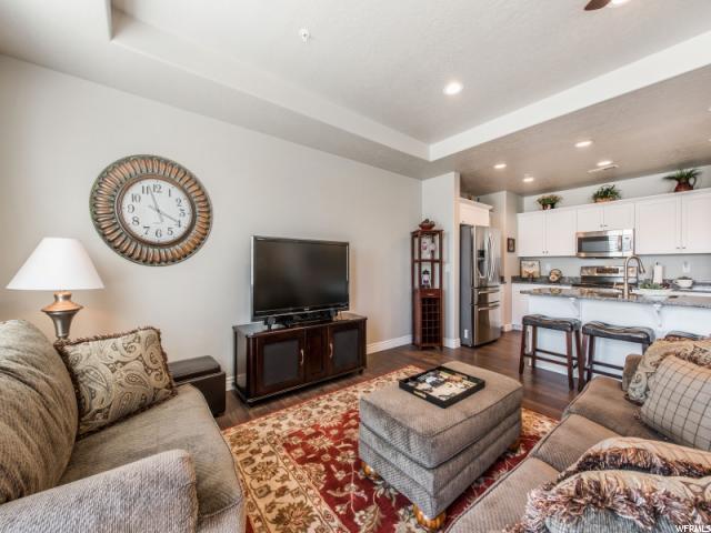 11184 S Waltana Way #208