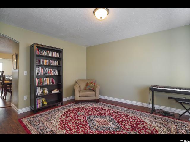 13086 S Shady Elm Ct