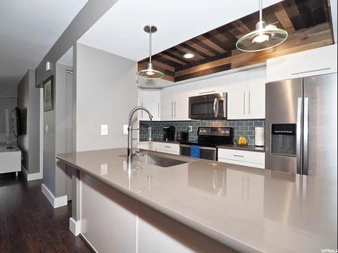 123 E 2nd Ave N #1112
