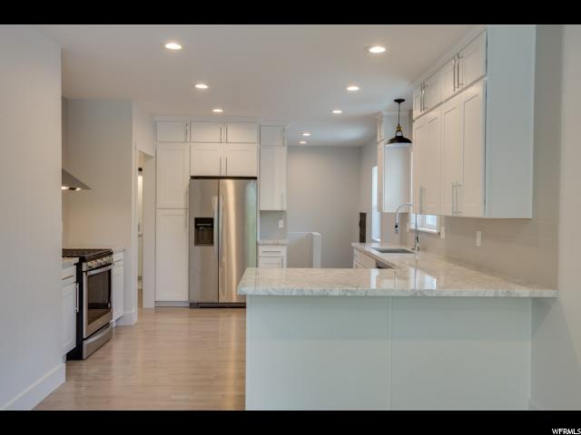 260 E Edith Ave