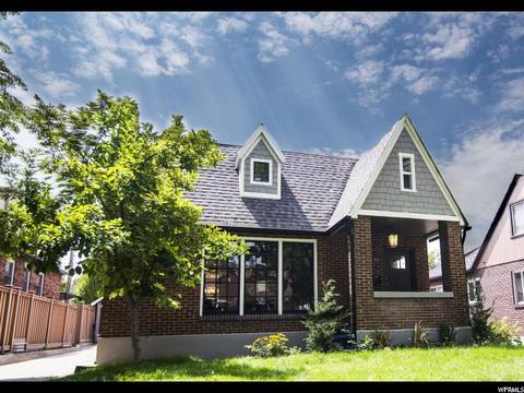 1386 E Laird