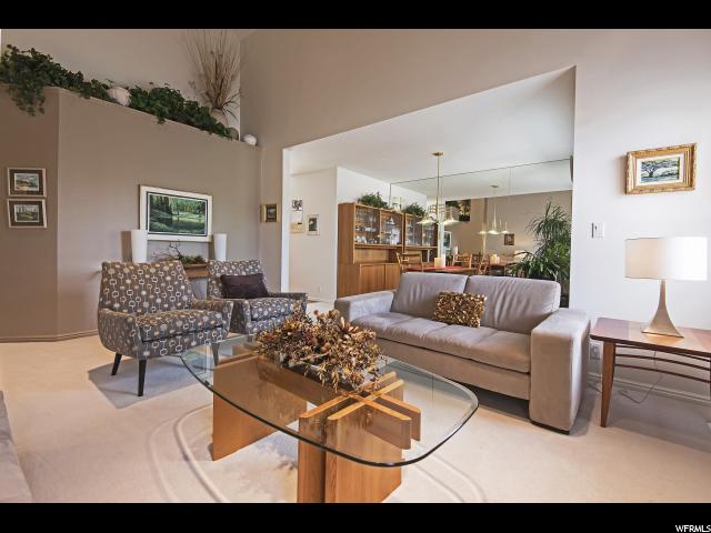 2065 E Harvard Oaks Cir S Salt Lake City, UT 84108