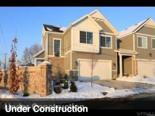 1273 E Parkcrest Cir
