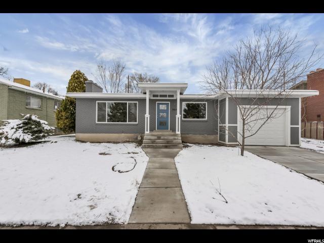 1273 E Parkcrest Cir