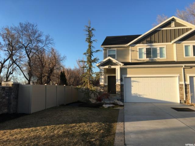1273 E Parkcrest Cir