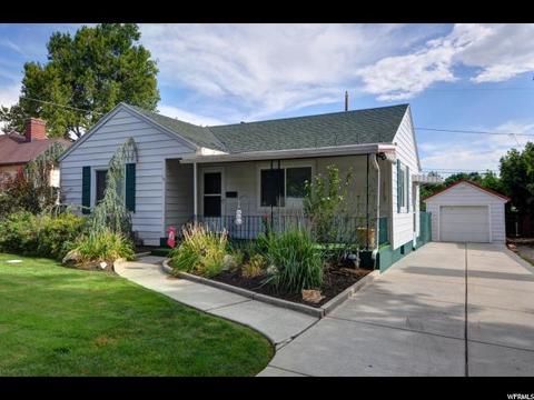 2053 E Hollywood Ave