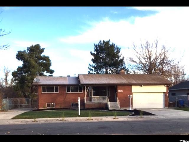 1610 E Kingsrow Dr