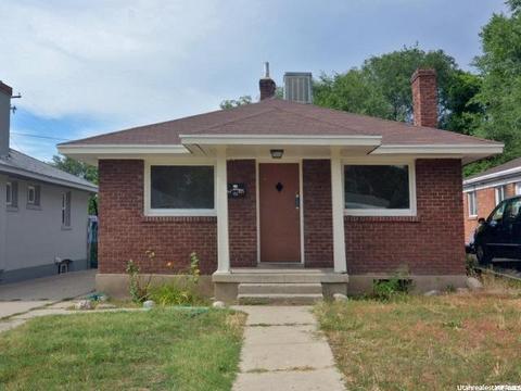 2742 Brinker Ave