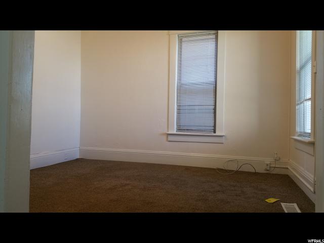 238 Adams Ave