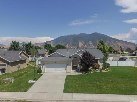 1156 E Canyon Rd