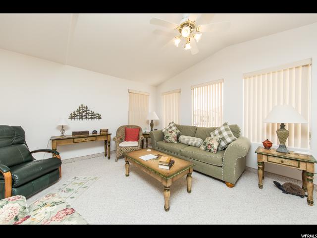 1050 N Red Hills Pkwy W