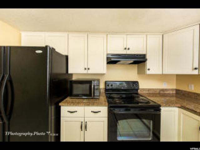 For Sale: 3043 S Honey Locust Cir E Saint George, UT 84790