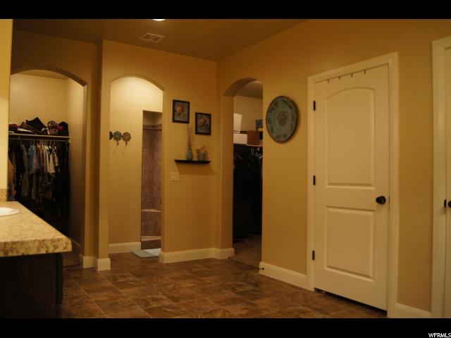 For Sale: 2946 E Carmine Dr Saint George, UT 84790