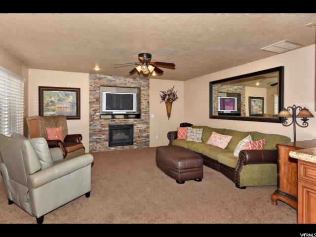 1461 E Boulder Springs Rd