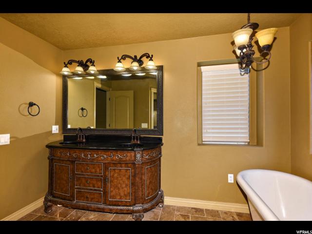 1461 E Boulder Springs Rd