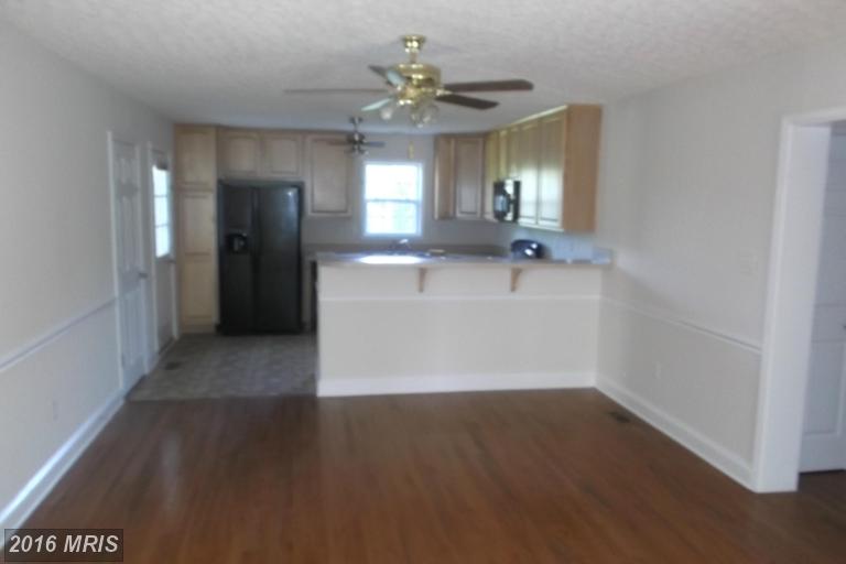 121 Split Oak St