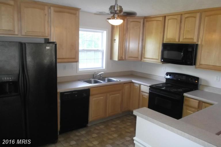 121 Split Oak St
