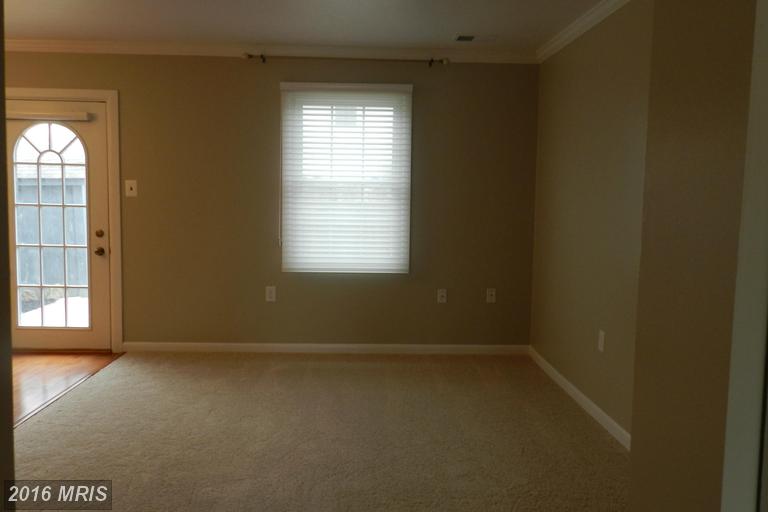 8866 Teakwood Ct