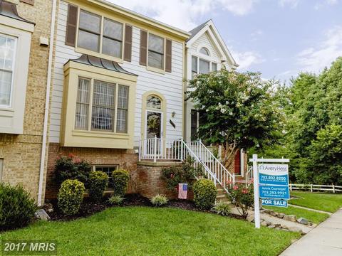 7885 Blue Gray Cir