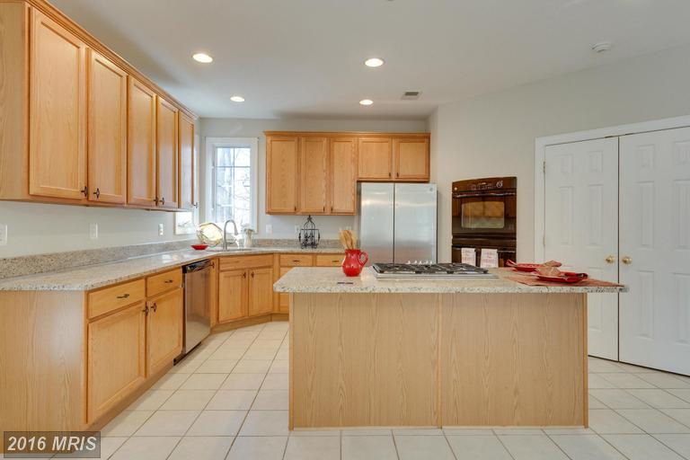 6405 Lindera Ct