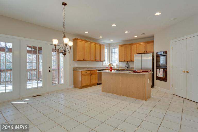 6405 Lindera Ct