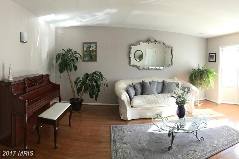 6206 Paddington Ln
