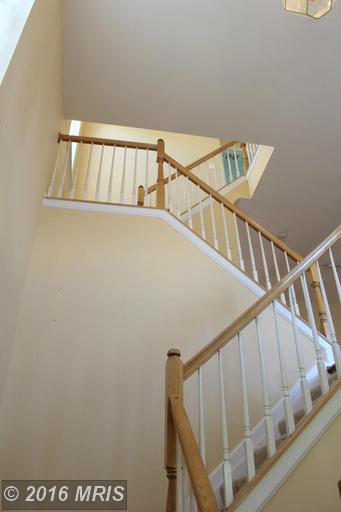 21736 Kings Crossing Ter Ashburn, VA 20147