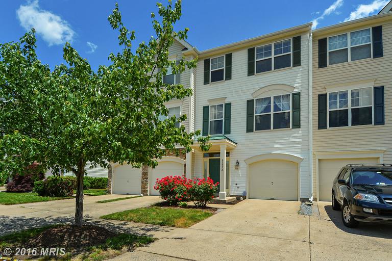 For Sale: 42952 Beachall St Chantilly, VA 20152